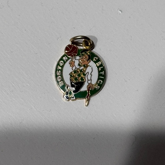 NBA Jewelry - NBA Green and Gold Jewelry Pendant- BOSTON CELTICS